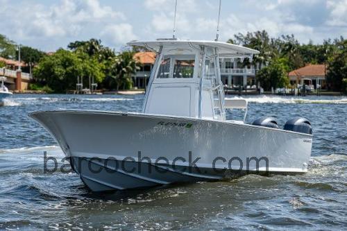 Bertram 25 Moppie ficha tecnica 